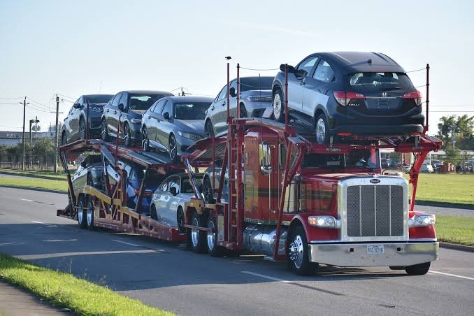 Carrier taking auction vehicles to their destination